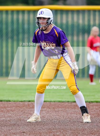 Thumbnail 2 in Indianola vs Marion (Xavier Softball Classic) photogallery.