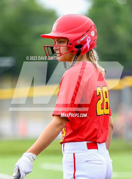 Thumbnail 1 in Indianola vs Marion (Xavier Softball Classic) photogallery.