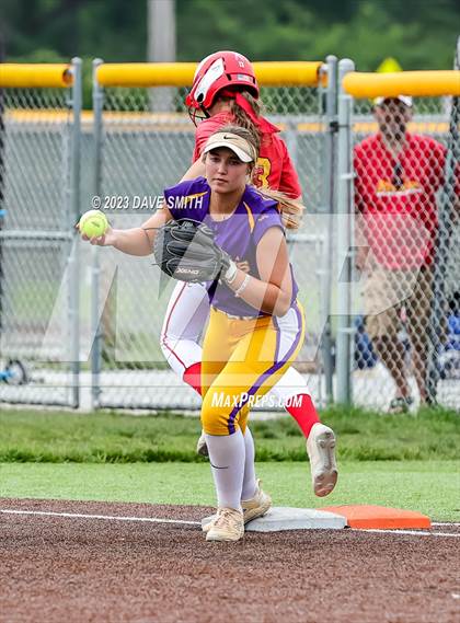 Thumbnail 2 in Indianola vs Marion (Xavier Softball Classic) photogallery.