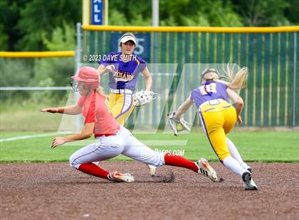 Thumbnail 1 in Indianola vs Marion (Xavier Softball Classic) photogallery.