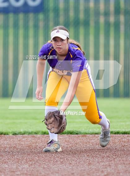 Thumbnail 1 in Indianola vs Marion (Xavier Softball Classic) photogallery.
