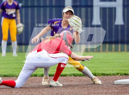 Thumbnail 1 in Indianola vs Marion (Xavier Softball Classic) photogallery.