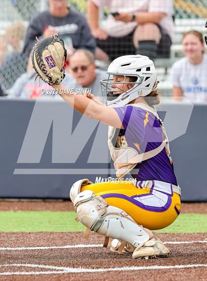 Thumbnail 2 in Indianola vs Marion (Xavier Softball Classic) photogallery.