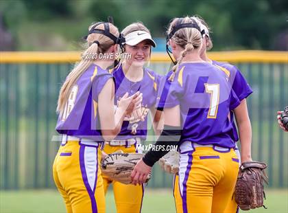 Thumbnail 2 in Indianola vs Marion (Xavier Softball Classic) photogallery.