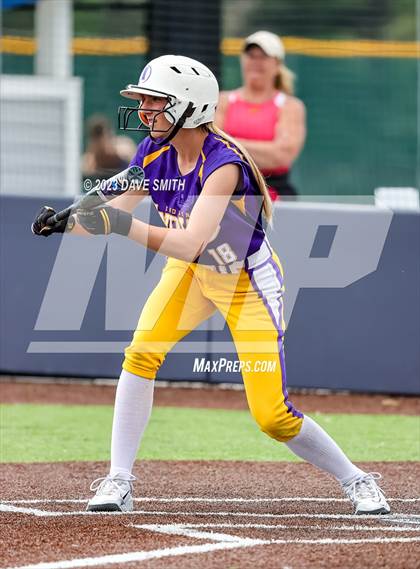Thumbnail 1 in Indianola vs Marion (Xavier Softball Classic) photogallery.