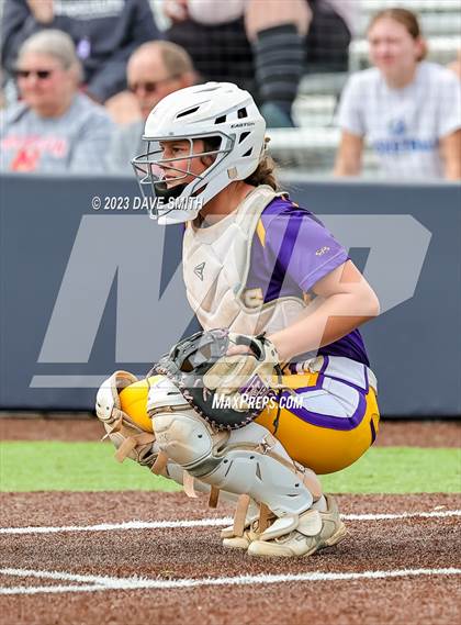 Thumbnail 3 in Indianola vs Marion (Xavier Softball Classic) photogallery.