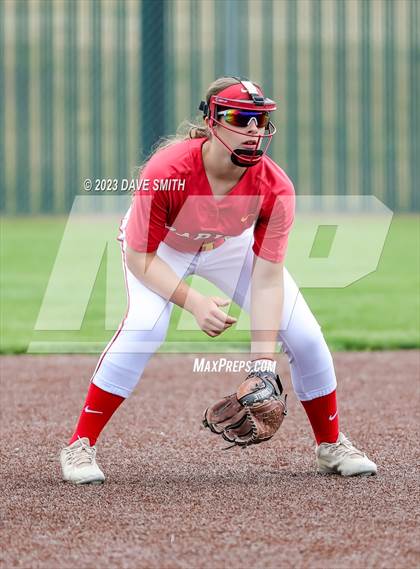 Thumbnail 1 in Indianola vs Marion (Xavier Softball Classic) photogallery.
