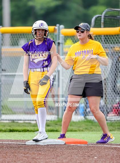 Thumbnail 1 in Indianola vs Marion (Xavier Softball Classic) photogallery.
