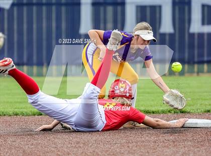 Thumbnail 2 in Indianola vs Marion (Xavier Softball Classic) photogallery.