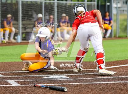 Thumbnail 2 in Indianola vs Marion (Xavier Softball Classic) photogallery.