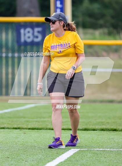 Thumbnail 3 in Indianola vs Marion (Xavier Softball Classic) photogallery.