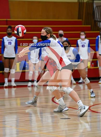 Thumbnail 1 in Christian Brothers @ Cardinal Newman (CIF D2 State Playoff) photogallery.
