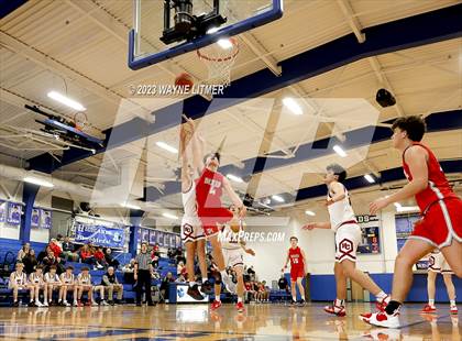 Thumbnail 1 in Dixie Heights vs Holy Cross photogallery.