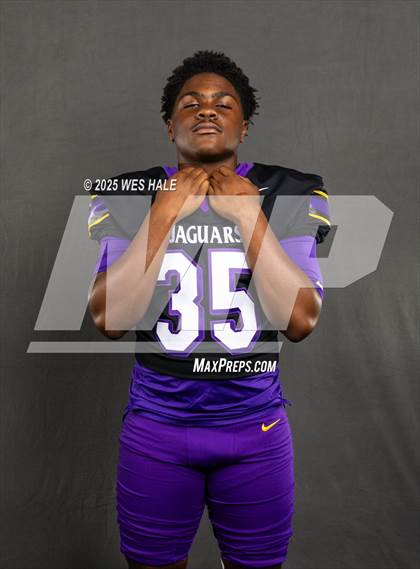 Thumbnail 3 in DeSoto Central (Team & Individual) photogallery.
