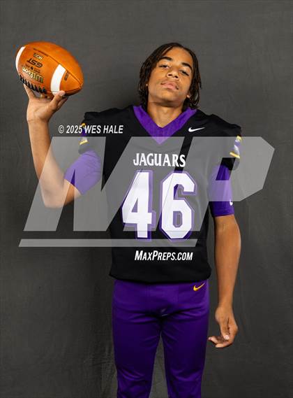 Thumbnail 1 in DeSoto Central (Team & Individual) photogallery.