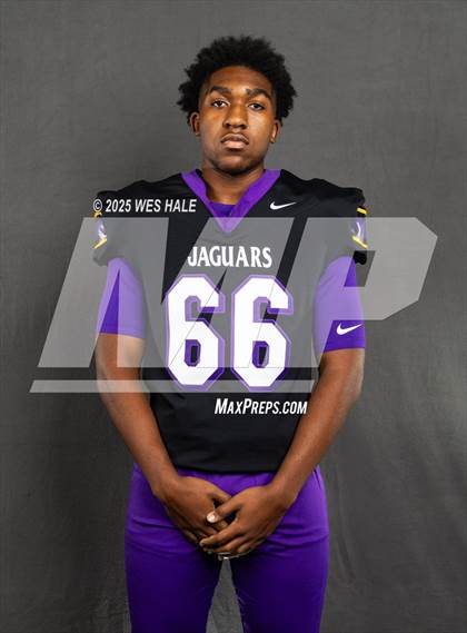 Thumbnail 2 in DeSoto Central (Team & Individual) photogallery.