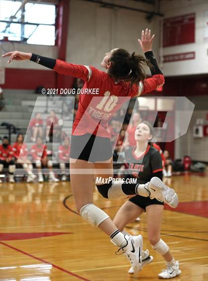 Thumbnail 1 in Fort Bend Travis @ Memorial photogallery.