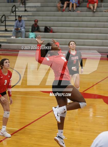 Thumbnail 2 in Fort Bend Travis @ Memorial photogallery.
