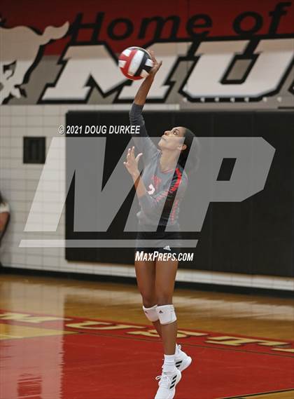 Thumbnail 1 in Fort Bend Travis @ Memorial photogallery.