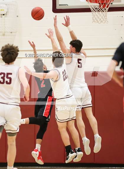 Thumbnail 3 in Hilton @ Mendon photogallery.