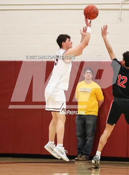 Thumbnail 1 in Hilton @ Mendon photogallery.