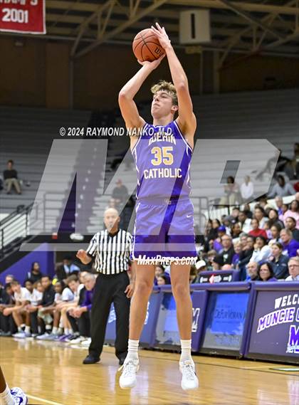 Thumbnail 3 in Guerin Catholic @ Muncie Central photogallery.
