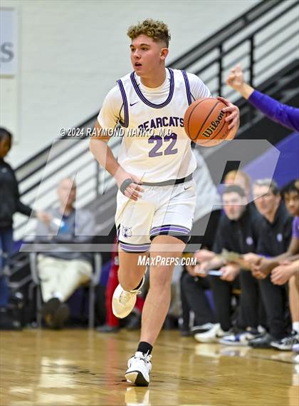 Thumbnail 2 in Guerin Catholic @ Muncie Central photogallery.