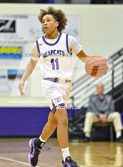 Thumbnail 2 in Guerin Catholic @ Muncie Central photogallery.
