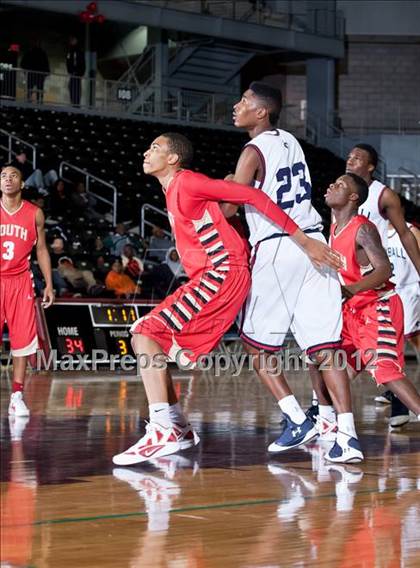 Thumbnail 1 in South Grand Prairie vs. Kimball (DJH5 Holiday Showcase) photogallery.