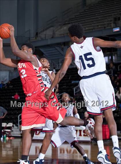 Thumbnail 1 in South Grand Prairie vs. Kimball (DJH5 Holiday Showcase) photogallery.
