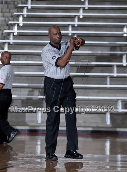 Thumbnail 3 in South Grand Prairie vs. Kimball (DJH5 Holiday Showcase) photogallery.