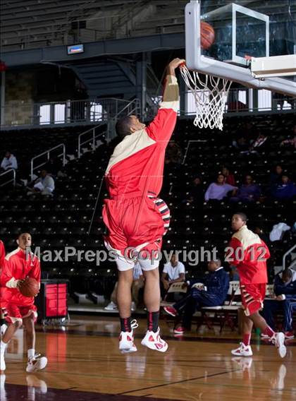 Thumbnail 3 in South Grand Prairie vs. Kimball (DJH5 Holiday Showcase) photogallery.