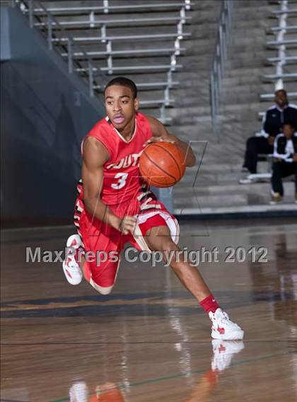 Thumbnail 1 in South Grand Prairie vs. Kimball (DJH5 Holiday Showcase) photogallery.