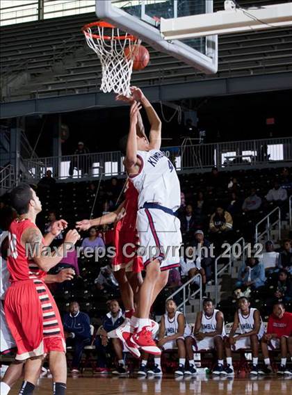Thumbnail 2 in South Grand Prairie vs. Kimball (DJH5 Holiday Showcase) photogallery.