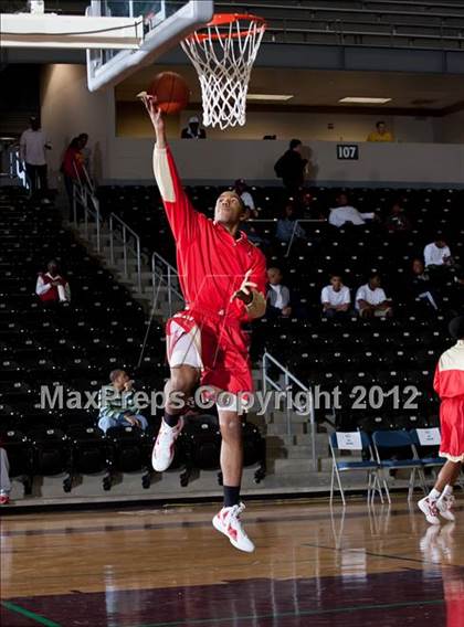 Thumbnail 3 in South Grand Prairie vs. Kimball (DJH5 Holiday Showcase) photogallery.