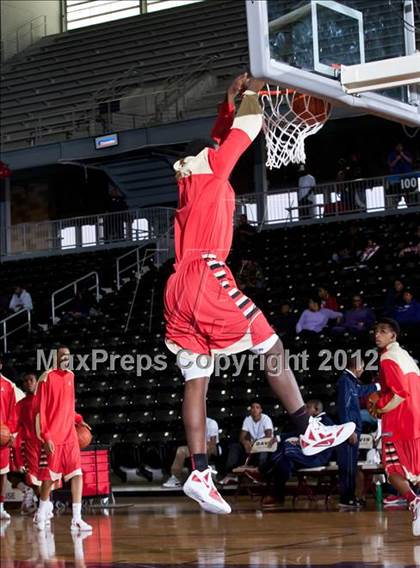 Thumbnail 2 in South Grand Prairie vs. Kimball (DJH5 Holiday Showcase) photogallery.