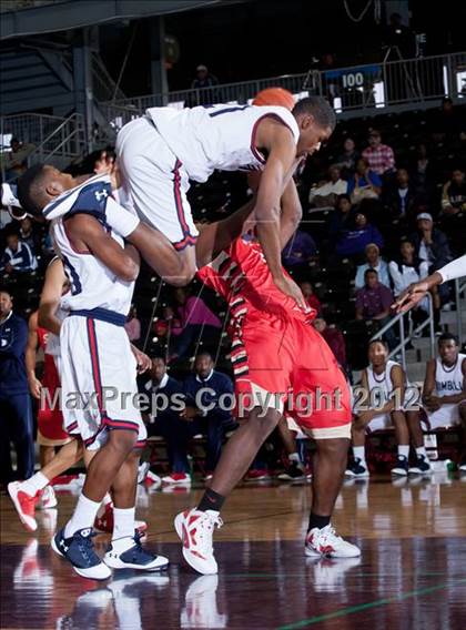 Thumbnail 3 in South Grand Prairie vs. Kimball (DJH5 Holiday Showcase) photogallery.