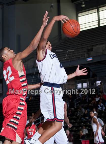 Thumbnail 1 in South Grand Prairie vs. Kimball (DJH5 Holiday Showcase) photogallery.