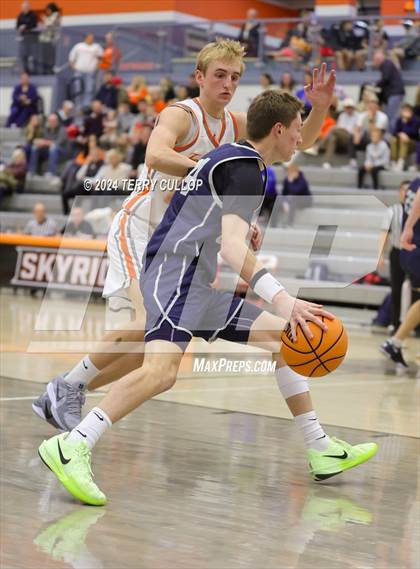 Thumbnail 3 in Crimson Cliffs vs. Skyridge (Falcon Classic) photogallery.
