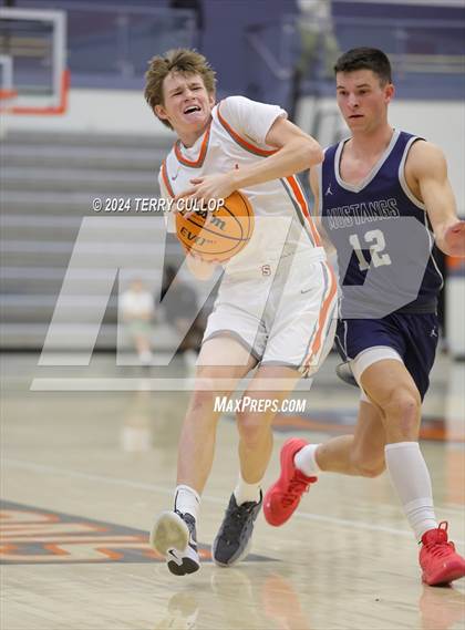 Thumbnail 1 in Crimson Cliffs vs. Skyridge (Falcon Classic) photogallery.