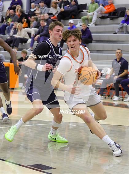 Thumbnail 2 in Crimson Cliffs vs. Skyridge (Falcon Classic) photogallery.