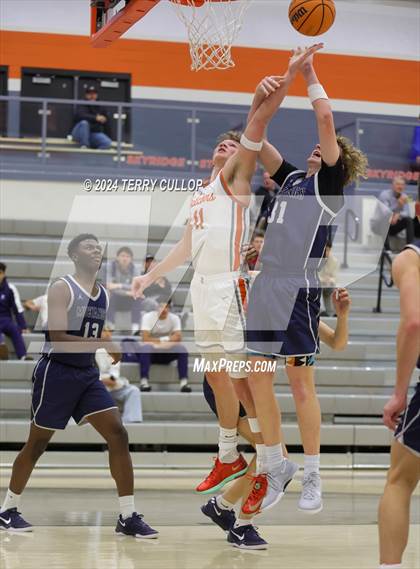 Thumbnail 2 in Crimson Cliffs vs. Skyridge (Falcon Classic) photogallery.
