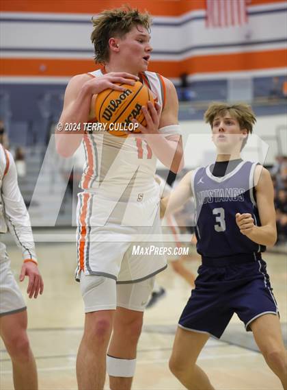 Thumbnail 1 in Crimson Cliffs vs. Skyridge (Falcon Classic) photogallery.