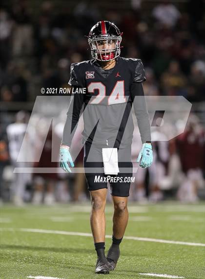Thumbnail 1 in Jenks vs Mustang (OSSAA 6A D1 Round 2 Playoff) photogallery.