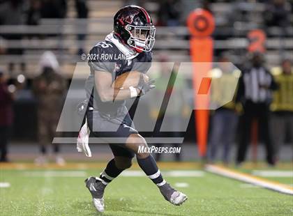 Thumbnail 3 in Jenks vs Mustang (OSSAA 6A D1 Round 2 Playoff) photogallery.