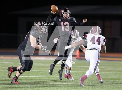 Thumbnail 1 in Jenks vs Mustang (OSSAA 6A D1 Round 2 Playoff) photogallery.