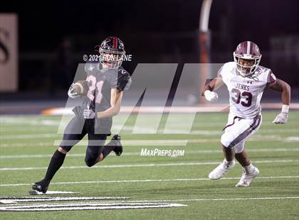 Thumbnail 2 in Jenks vs Mustang (OSSAA 6A D1 Round 2 Playoff) photogallery.