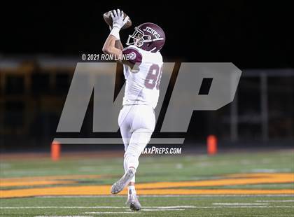 Thumbnail 2 in Jenks vs Mustang (OSSAA 6A D1 Round 2 Playoff) photogallery.