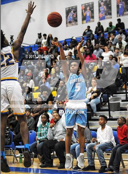 Thumbnail 1 in Lee @ Jemison photogallery.