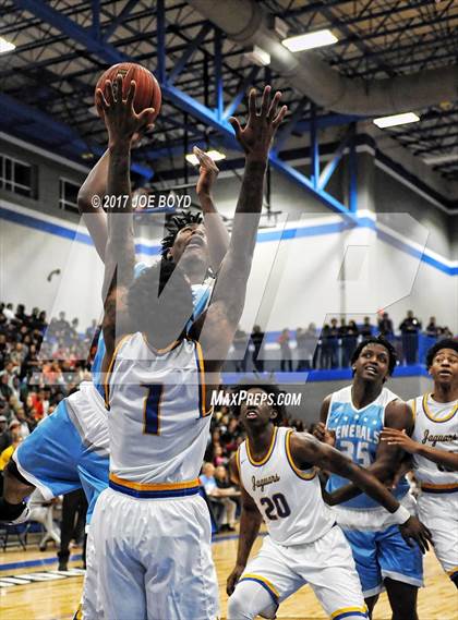 Thumbnail 2 in Lee @ Jemison photogallery.
